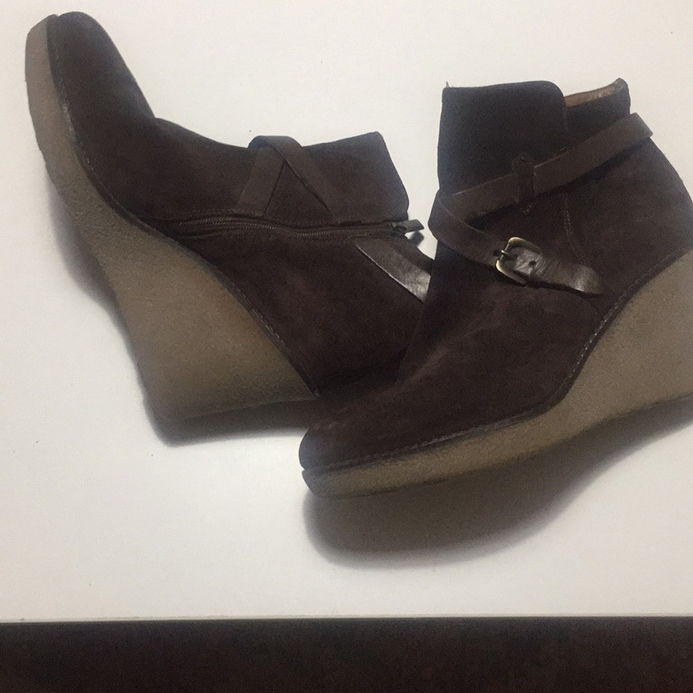 Garnet hill wedge suede ankle boots 40 (9) - Picture 2 of 12